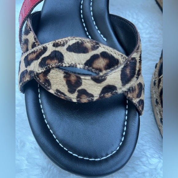 Donald J Pliner wedge sandals 6 1/2 - Picture 9 of 12